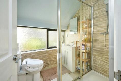 Family Shower Room