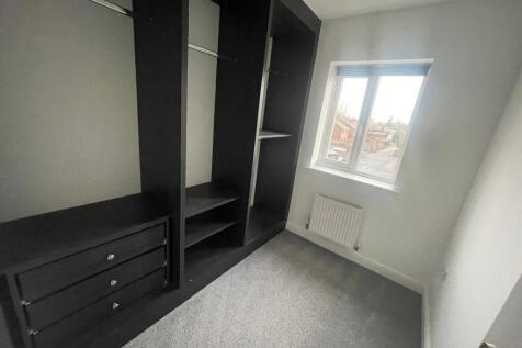 bedroom4