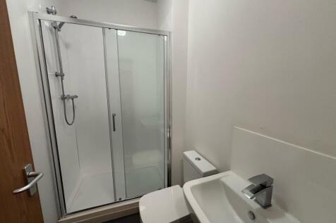 1 Bathroom