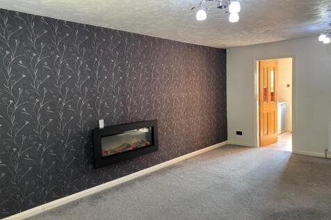 Living room 2.jpg