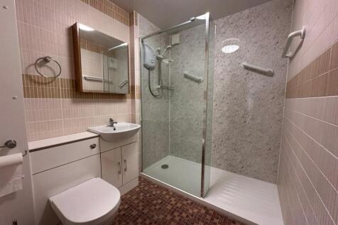 athroom.jpg