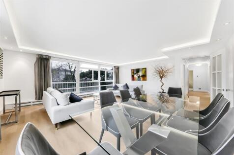 living room and diner #2.jpg