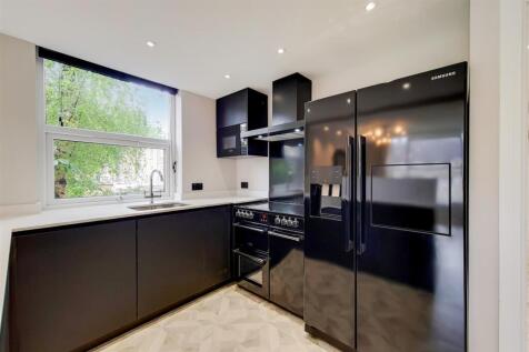 8_Kitchen-0.jpg