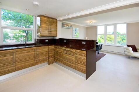 93 boydell court-kit1.jpg