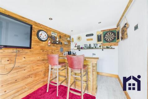 Bespoke bar