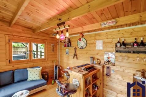 Garden room