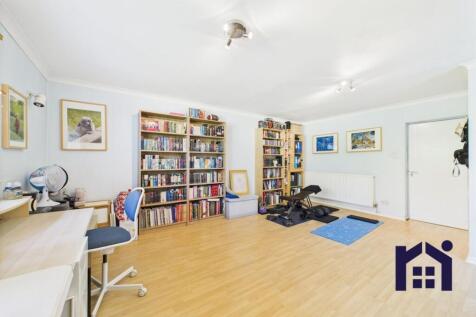 Annex reception room/bedroom