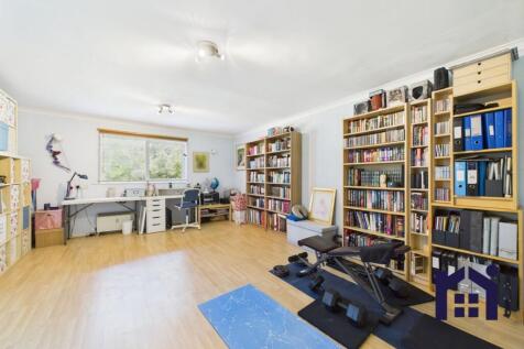 Annex bedroom/reception room