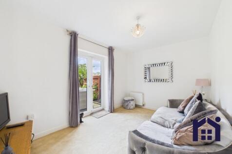 Snug/dining room