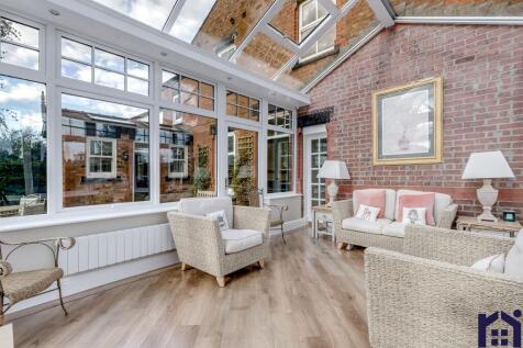 Garden room