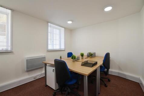 ROOM 6.jpg