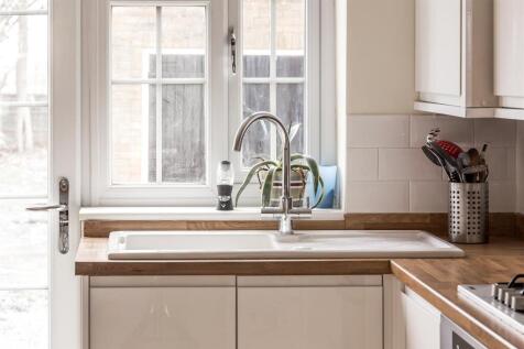 kitchen sink - Copy.jpg