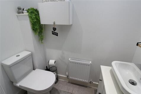 Cloaks/Wc
