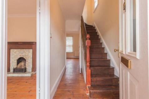 47010_5541539_IMG...