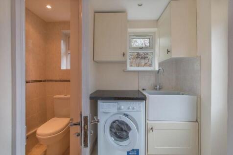 47010_5541539_IMG...