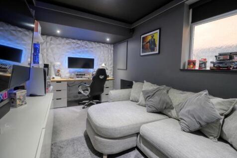 Office/Cinema Room