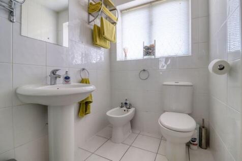 Master Ensuite