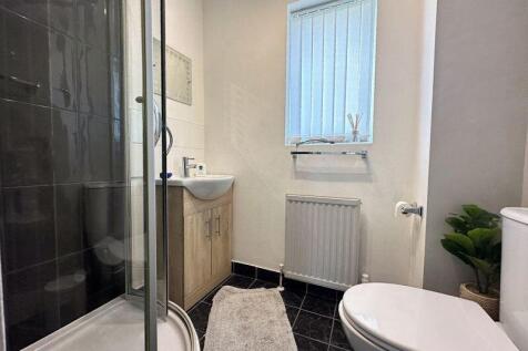 Downstairs Bathroom