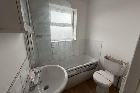 First Floor Bathroom