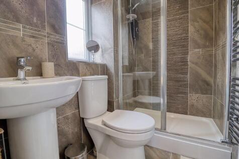 Master En-Suite