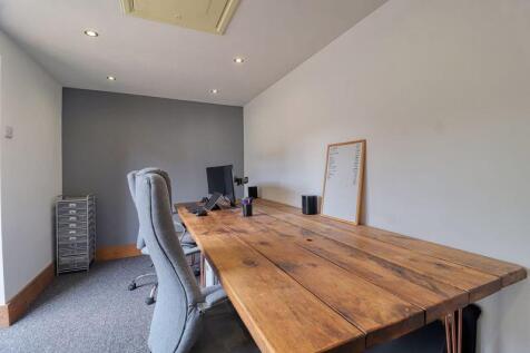 Office/Outbuilding