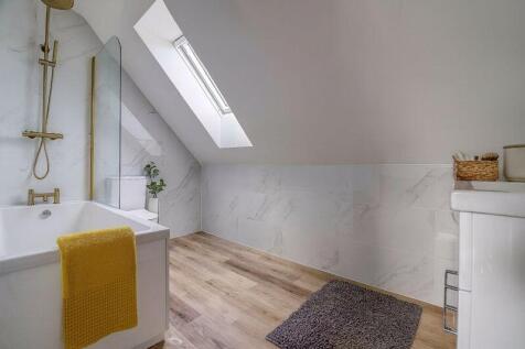 Bedroom Two En-Suite