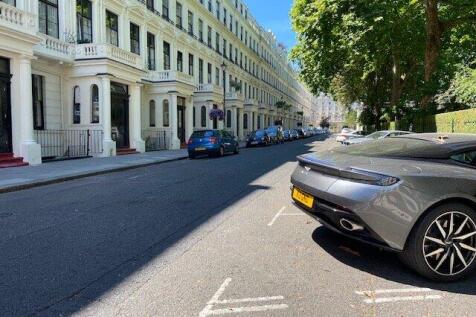 Cleveland Sq Street
