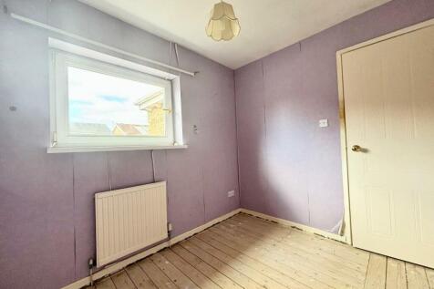 PURPLE ROOM.jpg