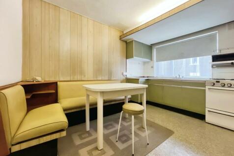 c67384d1-kitchen 2022.jpg
