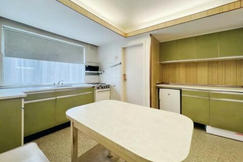 ed029f37-kitchen.jpg