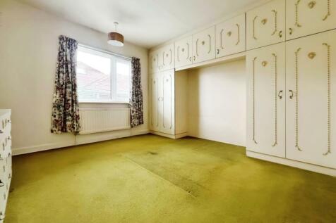 03d944c4-bedroomm.jpg