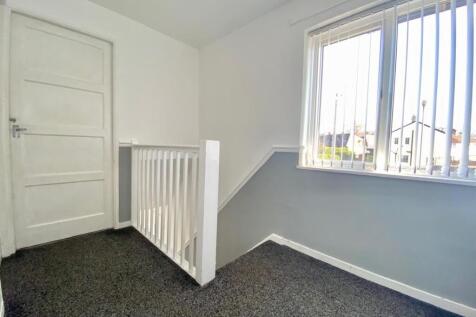 Hallway.JPG