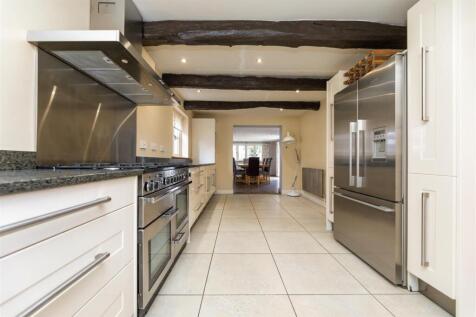kitchen 3.jpg