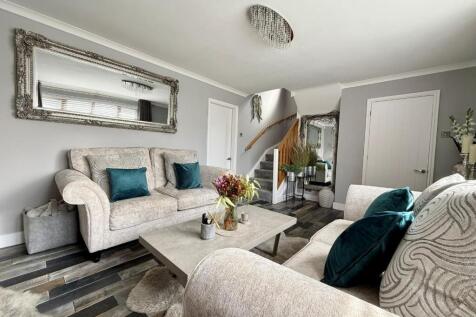 cemetery road living room 3.jpg
