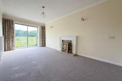 20 Fitzwilliam Living Room.jpg