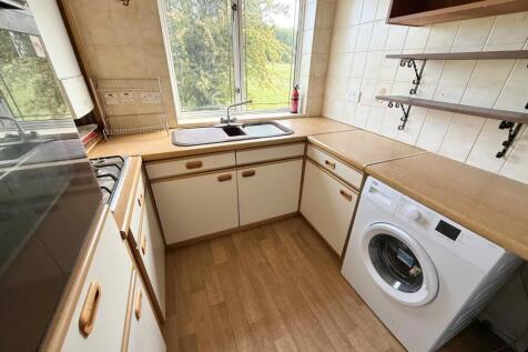 20 Fitzwilliam Kitchen.jpg