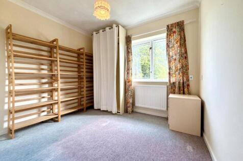 20 Fitzwilliam Bedroom 2.jpg