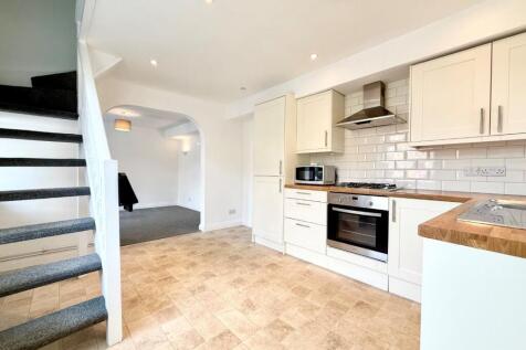 1 Mount kitchen 2.jpg