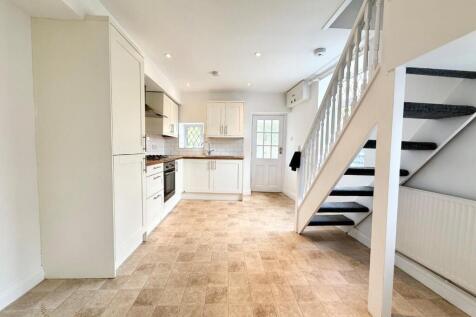 1 Mount kitchen.jpg