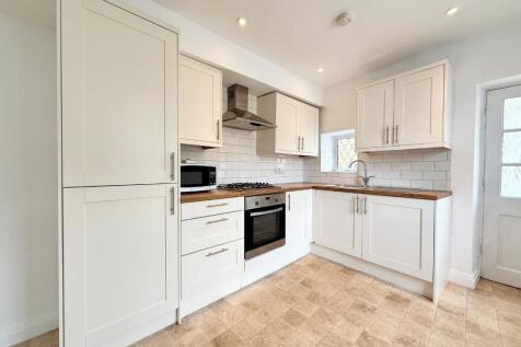 1 Mount kitchen 1.jpg