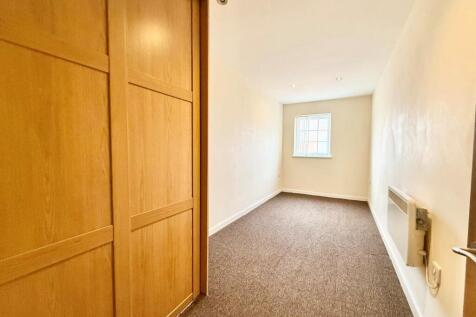 flat 3b bedroom 2.jpg