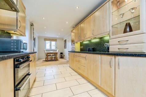 pbox-kitchen-321687.jpg