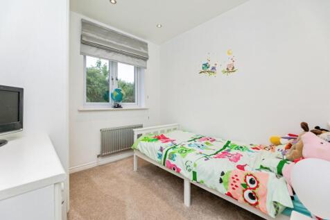 pbox-bedroom-321687.jpg
