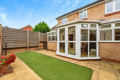 pbox-garden-321687.jpg