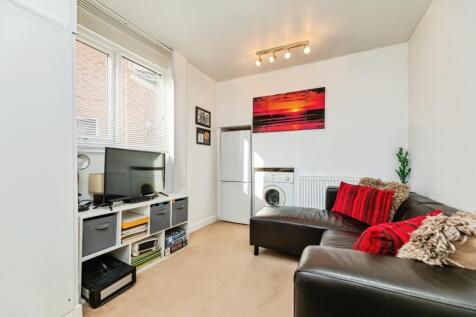 pbox-living_room-322573.jpg