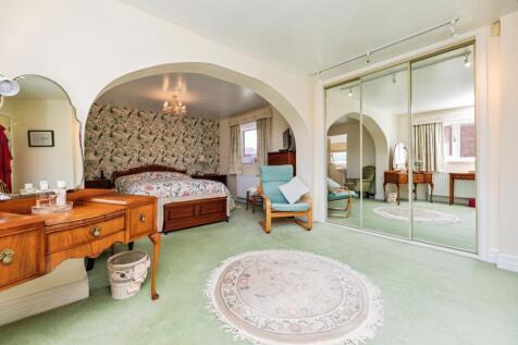 pbox-bedroom-324124.jpg