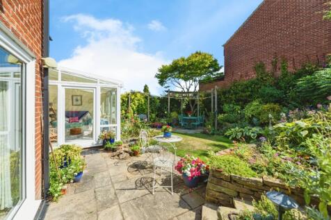 pbox-garden-324124.jpg