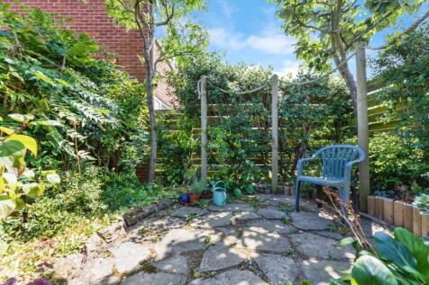pbox-garden-324124.jpg