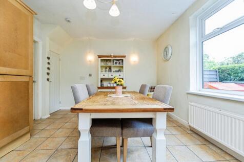 pbox-dining_room-326008.jpg