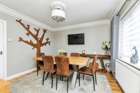 pbox-dining_room-327107.jpg